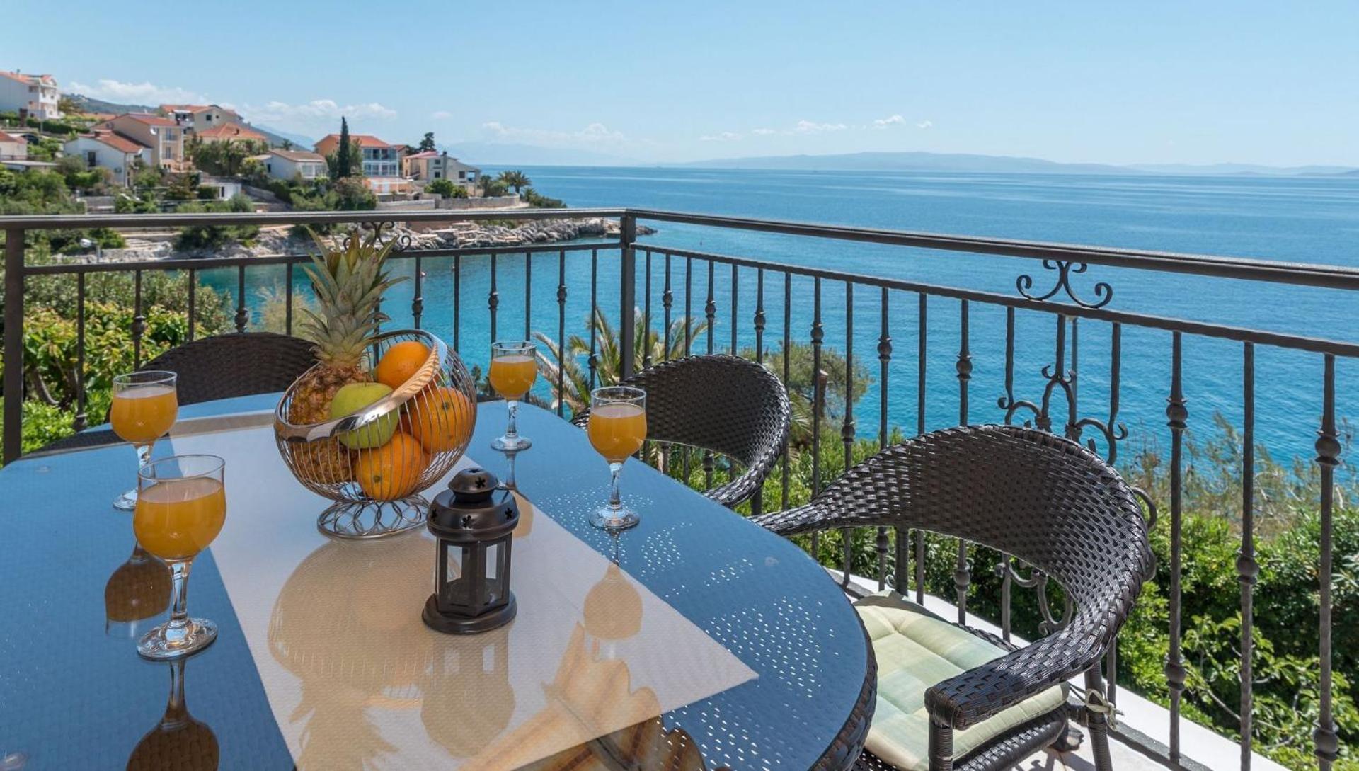 Apartment Daniela - Terrace With Amazing Sea View